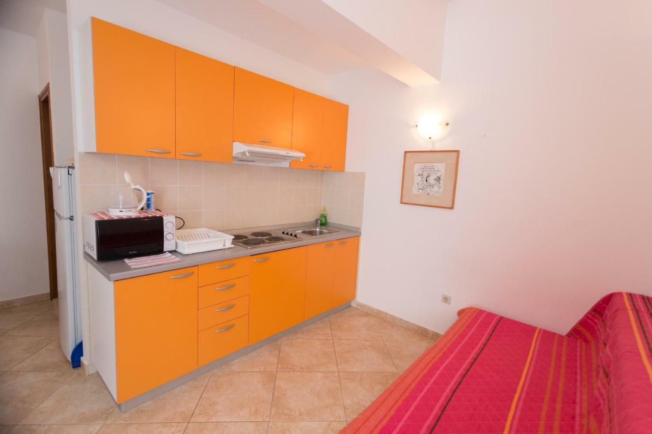 Apartments Gandalj Lokva Rogoznica Exterior foto